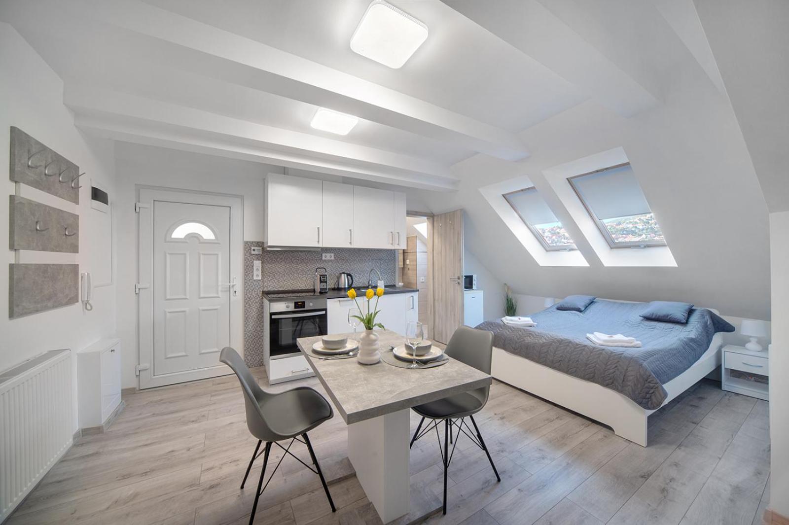 Agoston Apartman 1-2 - Lora,Marci Pécs Extérieur photo