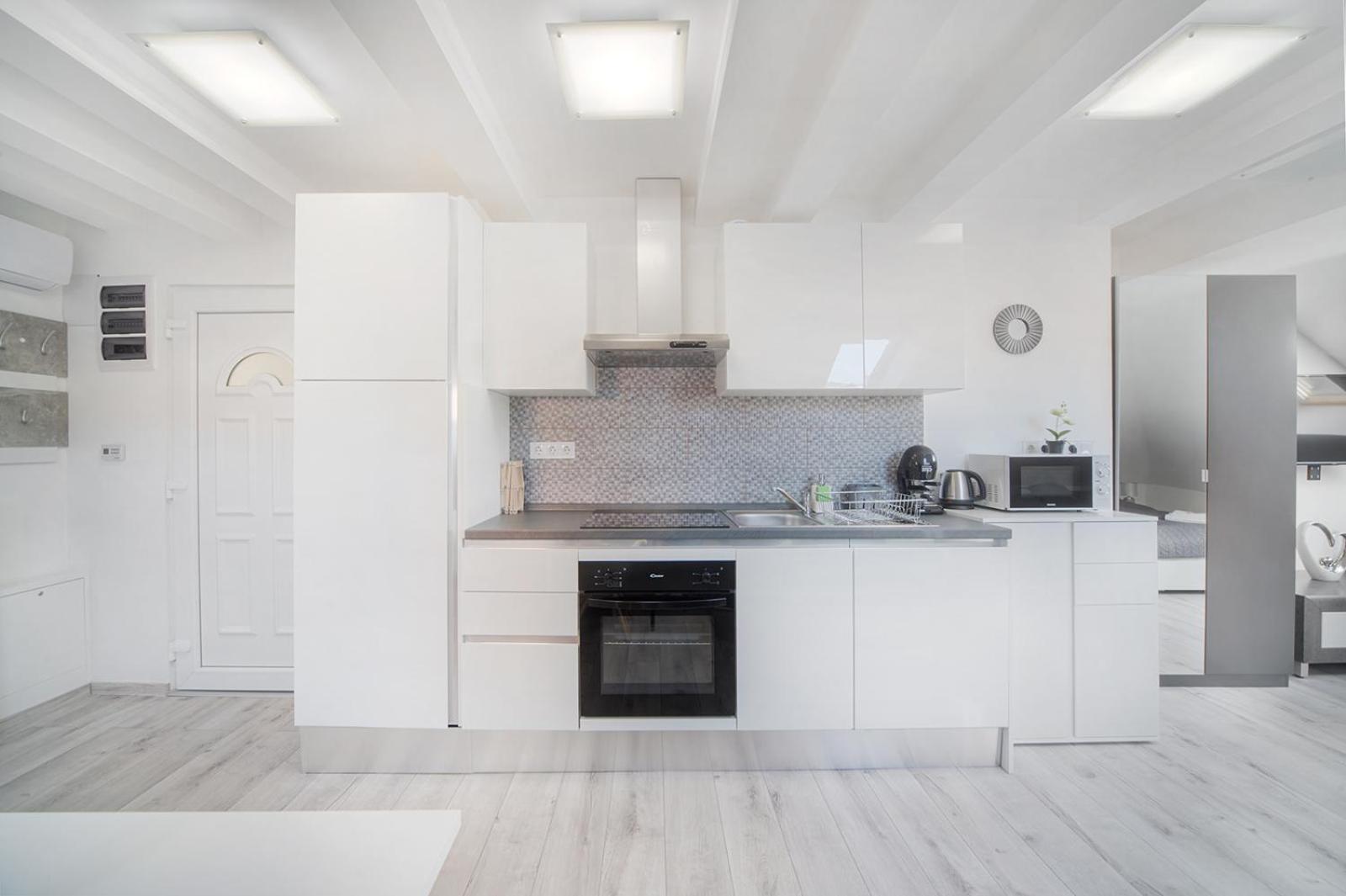 Agoston Apartman 1-2 - Lora,Marci Pécs Extérieur photo